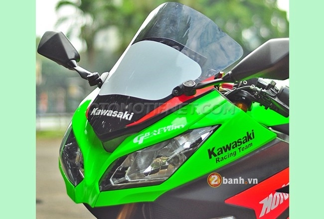 Kawasaki ninja 250r độ dàn chân hầm hố từ những đàn anh lớn