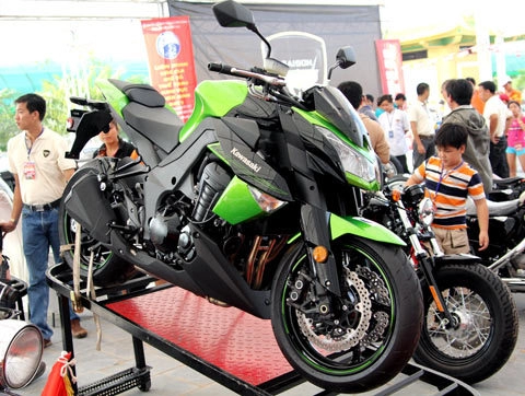  kawasaki z1000 2011 đầu tiên tại việt nam 