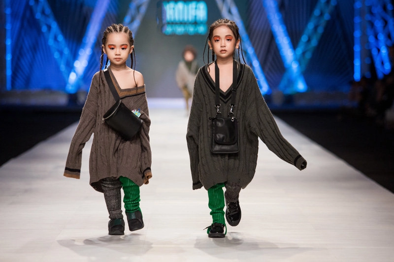 Khi những cô cậu mẫu nhí này catwalk vnfw đã không còn là sân chơi chỉ dành cho người lớn