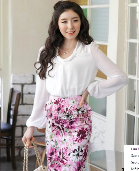 Khoe đường cong với chân váy bút chì