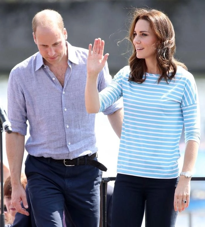 Không cần đồ tiền tỉ nhưng vẫn xứng danh biểu tượng thời trang như công nương kate middleton