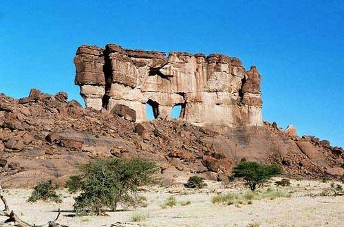 khu vườn bí mật giữa lòng sa mạc sahara