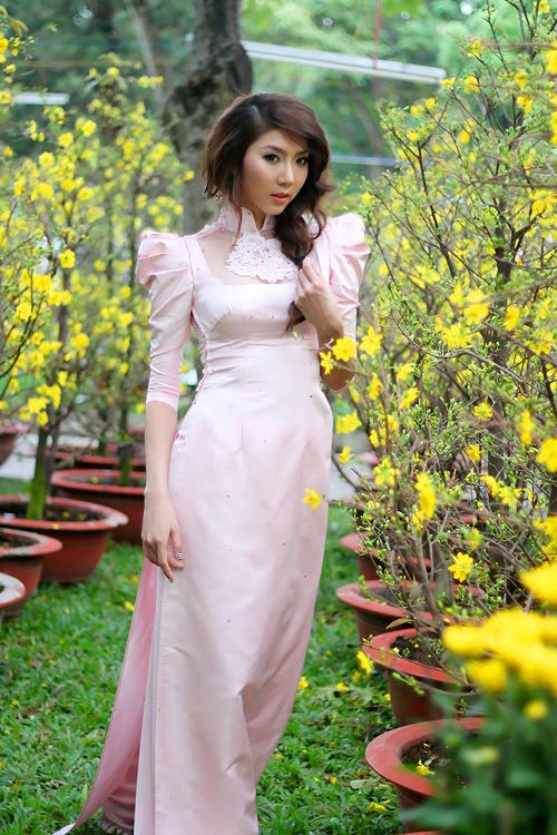 Kiểu áo bị chê sến này đã được hà tăng hà hồ đua nhau mặc từ chục năm trước