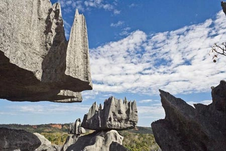 Lạc vào mê cung đá kỳ thú ở madagascar