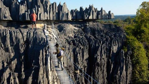Lạc vào mê cung đá kỳ thú ở madagascar