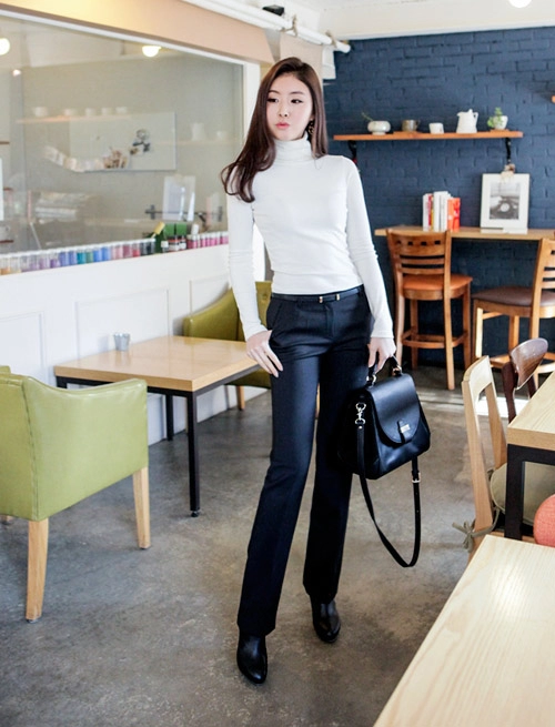 Làm điệu với quần tây nơi công sở