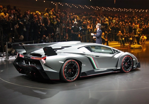  lamborghini veneno coupe 