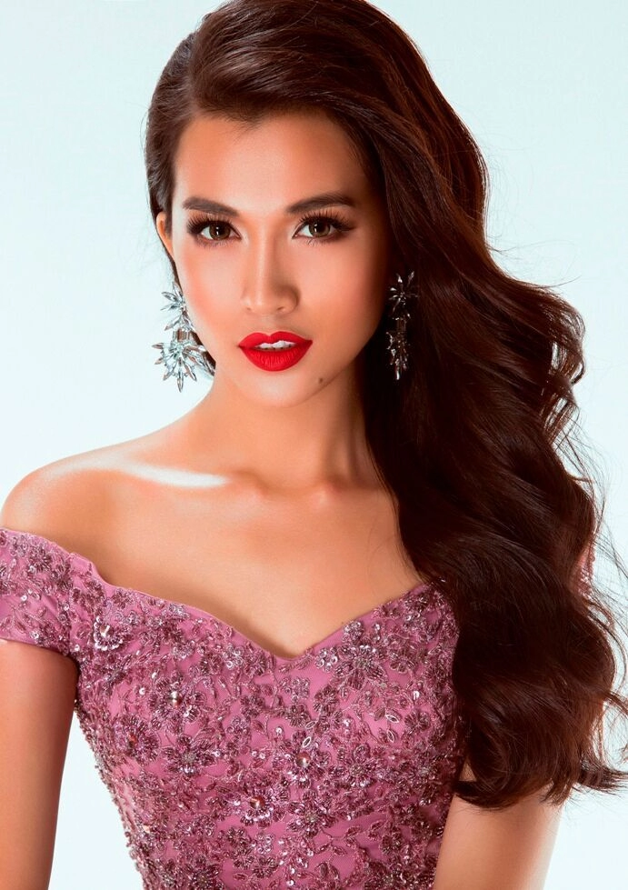 Lệ hằng đẹp khó cưỡng trước bán kết miss universe 2016