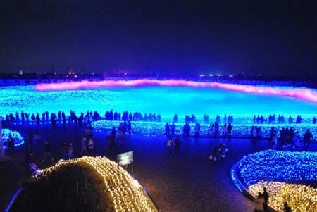 Lễ hội đèn rực rỡ ở nhật bản