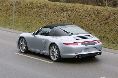  lộ ảnh porsche 911 targa thế hệ mới 