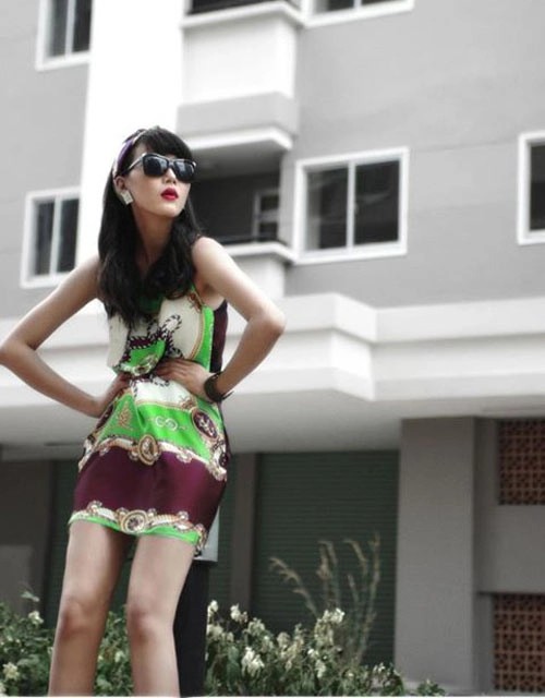 Lộ thí sinh đầu tiên của next top model