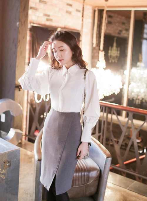 Mặc chân váy bút chì tới sở thật dễ