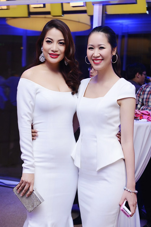 Mặc đẹp như vợ chồng trương ngọc ánh