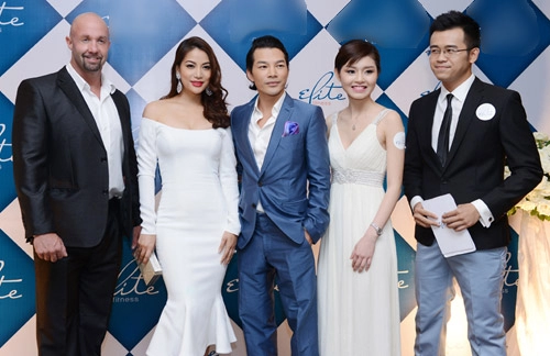 Mặc đẹp như vợ chồng trương ngọc ánh