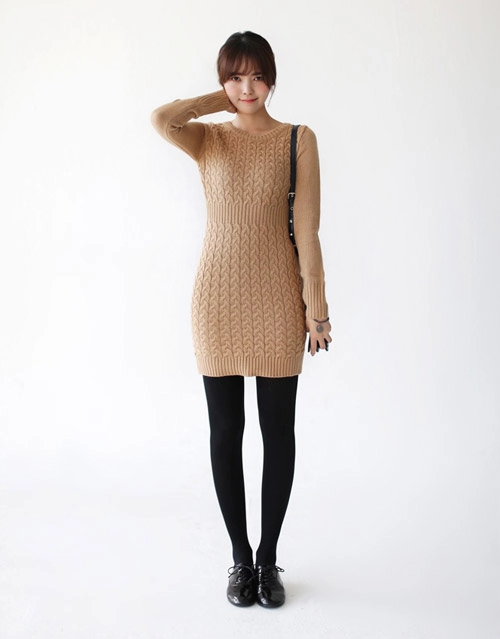 Mặc váy len thật dễ