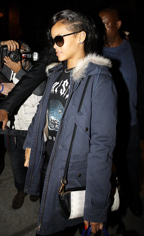 Mãn nhãn ngắm túi xách của rihanna