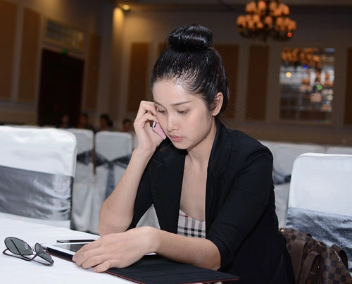 Mặt mộc thu hút của vợ phan thanh bình