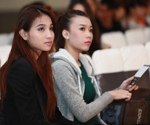 Mặt mộc thu hút của vợ phan thanh bình