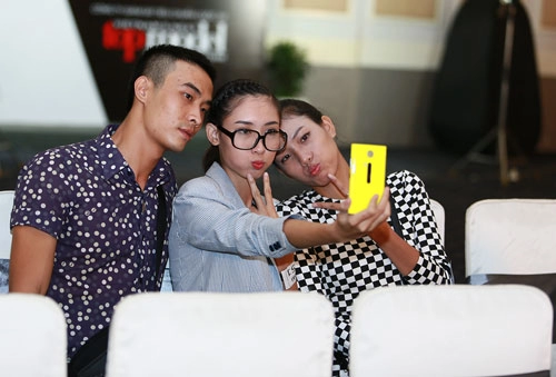 Mặt mộc thu hút của vợ phan thanh bình