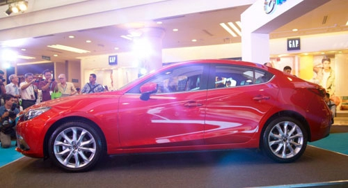  mazda3 sedan 2014 giá 42400 usd tại malaysia 