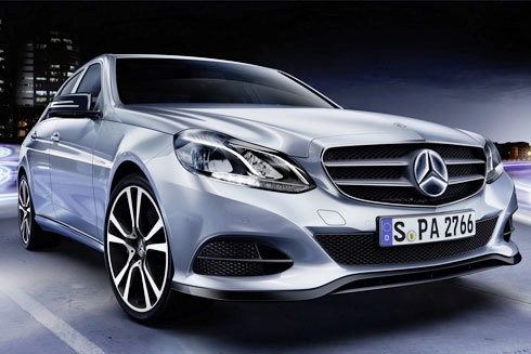  mercedes e-class và hệ thống giải trí táo cắn dở 