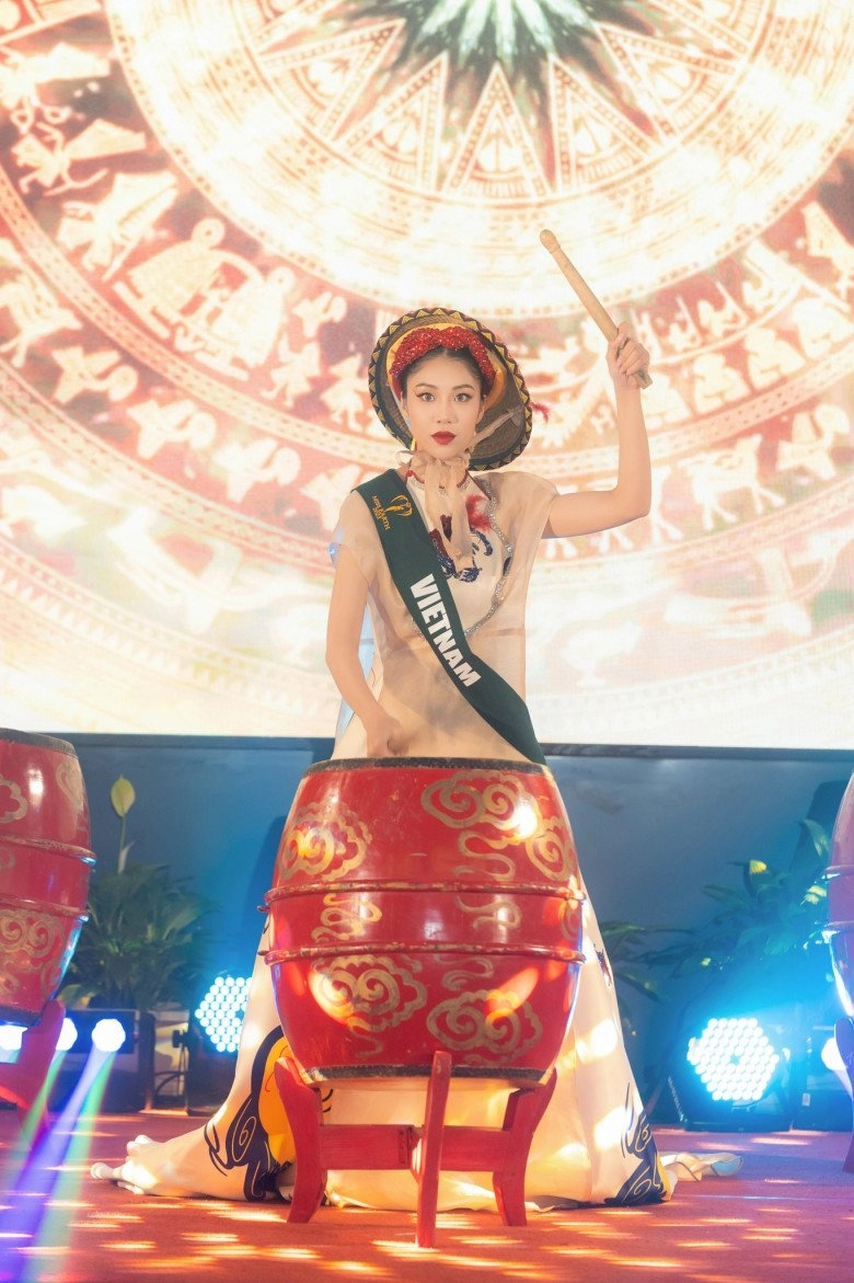 Miss earth 2023 lan anh khoe hình thể với bikini fans lo lắng không lọt nổi top 5 để nuốt mic