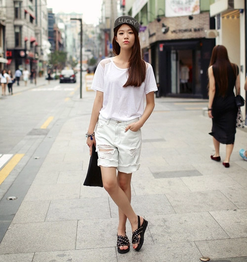 Mix đồ thông minh với 3 kiểu jeans hè