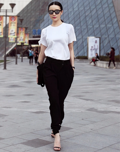 Nâng tính ứng dụng cho váy áo công sở