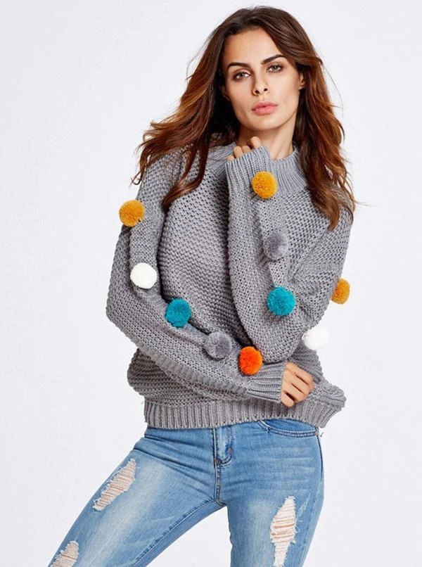Nếu chán ngấy kiểu áo len trơn bạn nên sắm ngay món đồ siêu nổi bật này