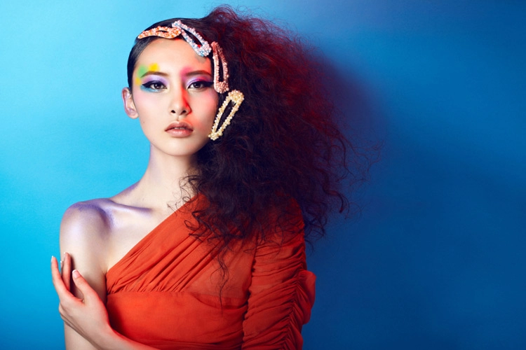 Ngắm phụ kiện tóc tinh tế và nghệ thuật