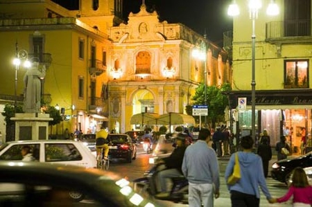 Ngỡ ngàng vẻ đẹp địa trung hải ở sorrento