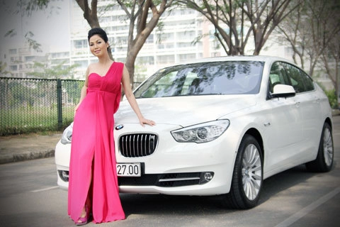  người mẫu bmw 535i gt ở sài gòn 