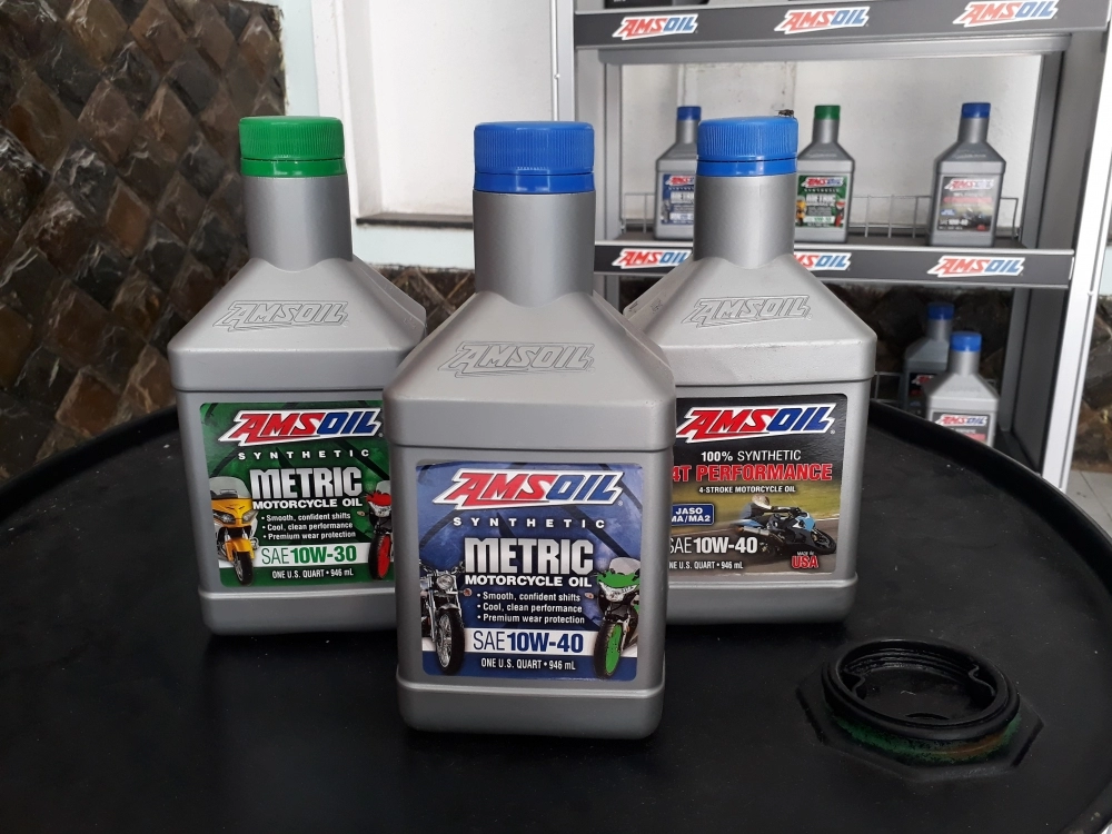 Nhớt nhập khẩu amsoil