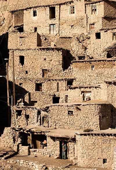 Những ngôi nhà bậc thang ấn tượng ở iran