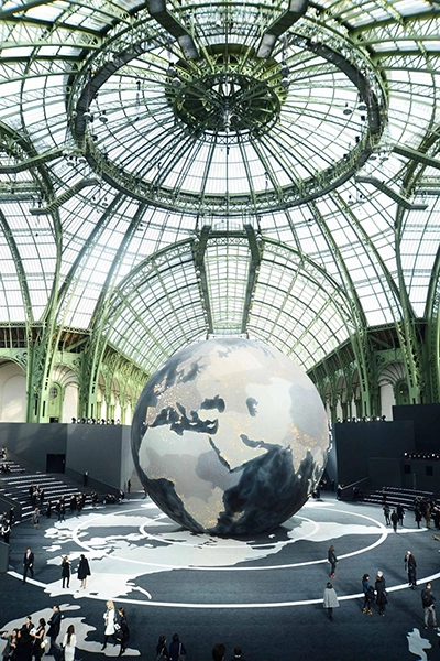  những sàn diễn gây kinh ngạc của chanel trong bảo tàng grand palais 