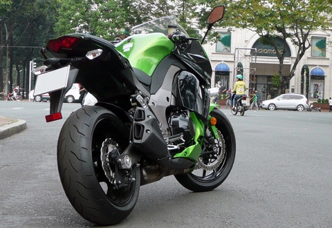  ninja 1000 - vẻ đẹp sport-touring trên phố sài gòn 