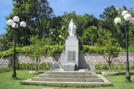 Nước non ghềnh ráng quy nhơn