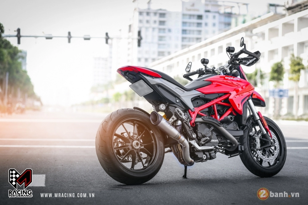 Ông hoàng đường phố ducati hypermotard 939 đẹp rạng ngời của dân chơi việt