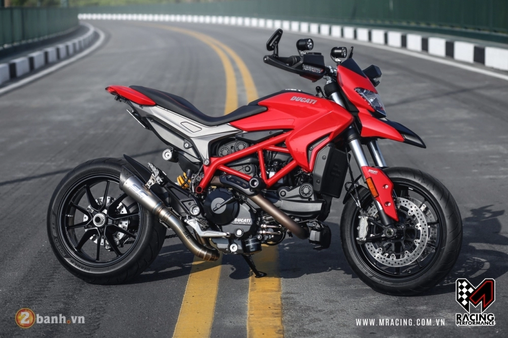 Ông hoàng đường phố ducati hypermotard 939 đẹp rạng ngời của dân chơi việt