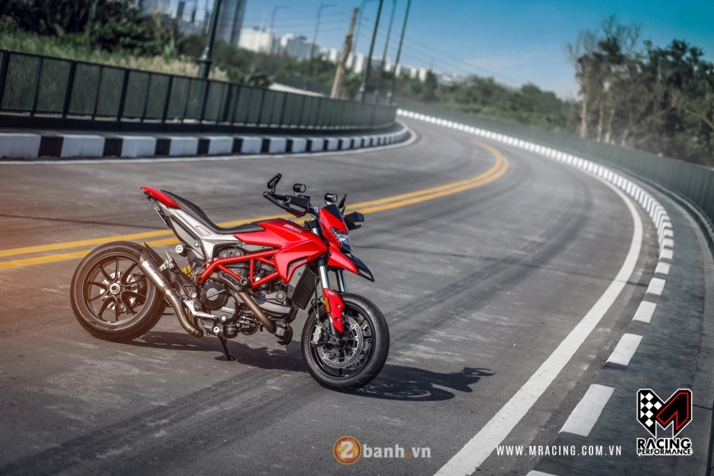 Ông hoàng đường phố ducati hypermotard 939 đẹp rạng ngời của dân chơi việt