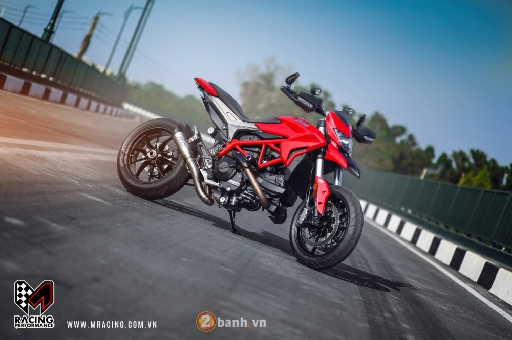 Ông hoàng đường phố ducati hypermotard 939 đẹp rạng ngời của dân chơi việt