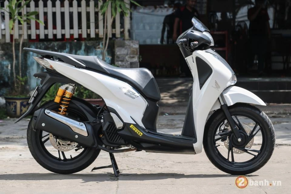 Ốp pô sh300i zhipat tạo phong cách cho xe đẳng cấp