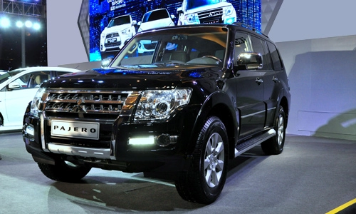  pajero 2015 và prado - đối thủ xứng tầm 