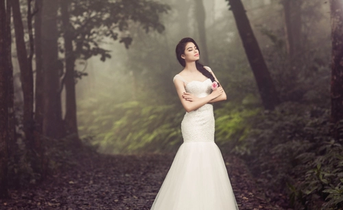 Phạm hương gợi ý váy cưới cho nàng dâu tương lai