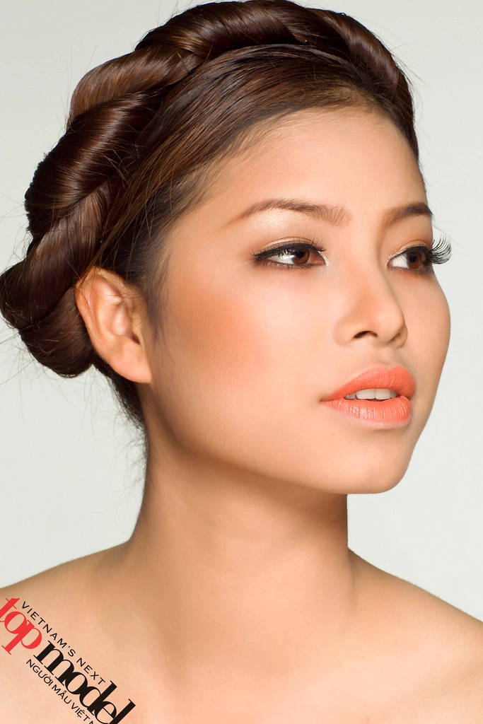 Phạm hương hội ngộ các đối thủ next top năm xưa khiến fans thích thú