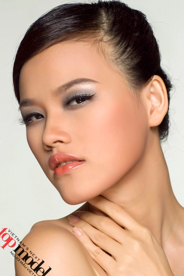 Phạm hương hội ngộ các đối thủ next top năm xưa khiến fans thích thú