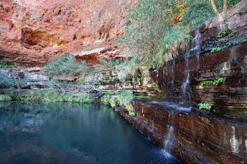 Phiêu lưu trong sắc màu karijini