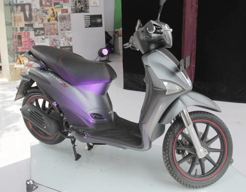  piaggio ra mắt liberty 100s giá 1700 usd 