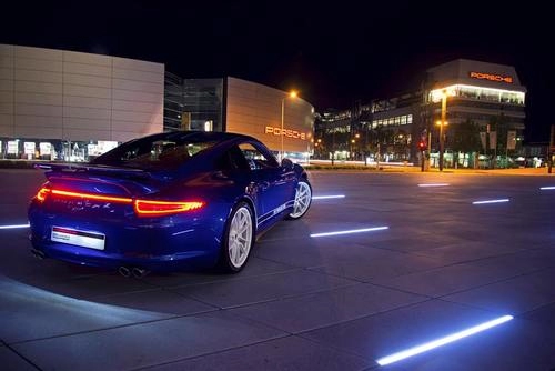  porsche 911 carrera 4s dành tặng 5 triệu fan 