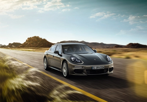  porsche panamera mới sắp về việt nam 